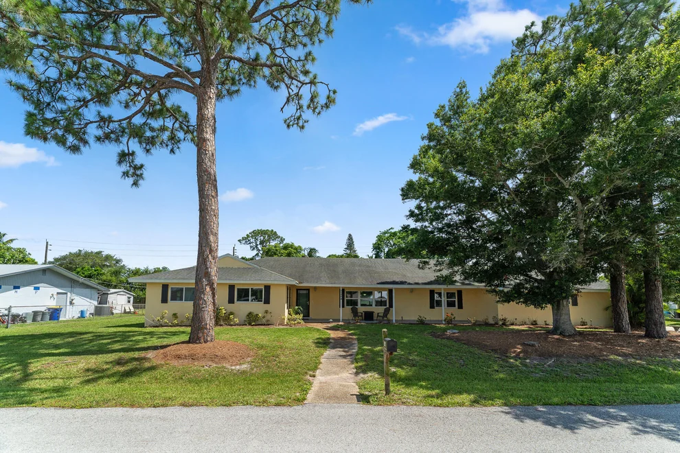 Unit for sale at 1144 NW 12th Terrace, Stuart, FL 34994