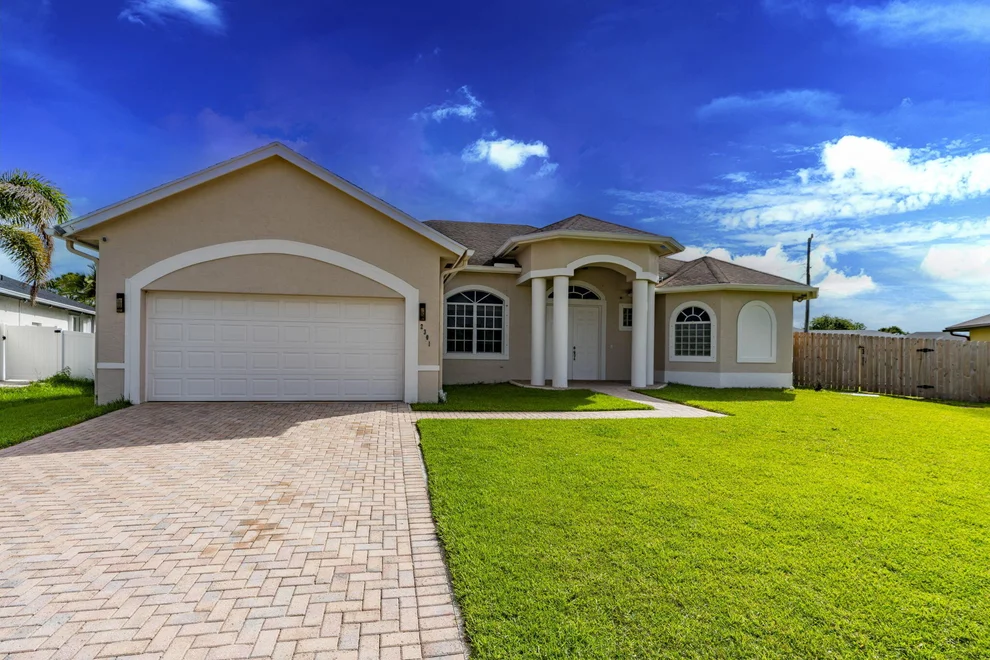 Unit for sale at 2301 SW Vale, Port St Lucie, FL 34953