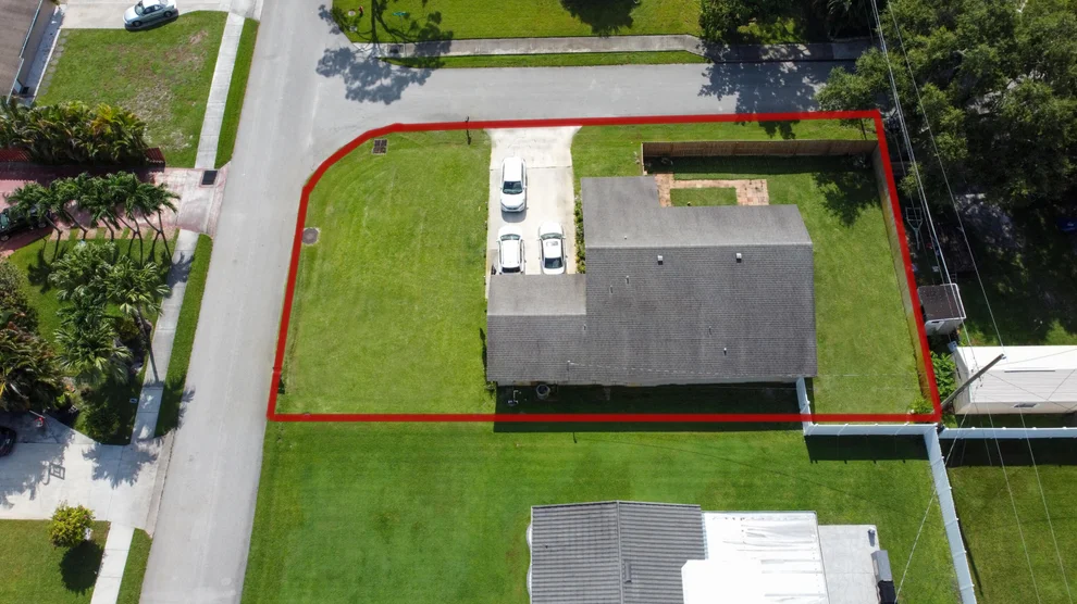 Unit for sale at 7555 Hilltop Drive, Lake Worth, FL 33463