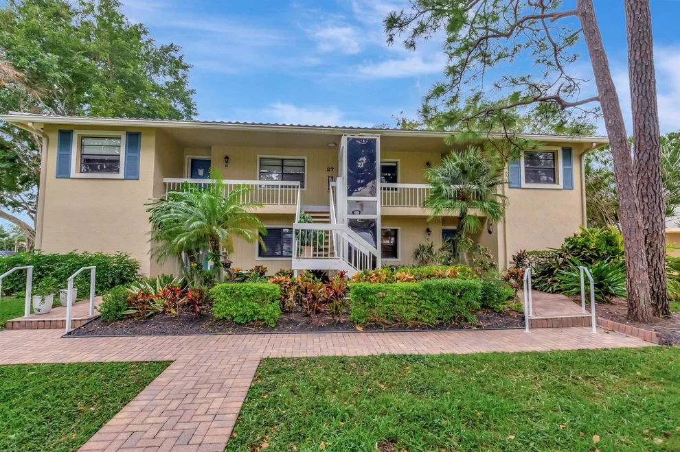 Unit for sale at 27 Westgate Lane, Boynton Beach, FL 33436