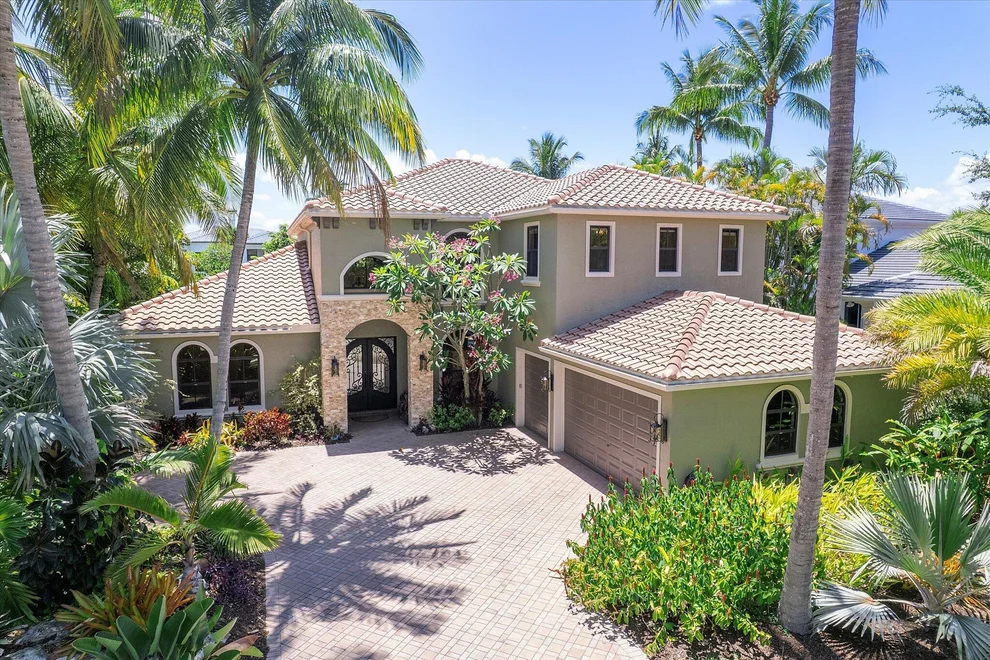 Unit for sale at 17585 Middlebrook Way, Boca Raton, FL 33496