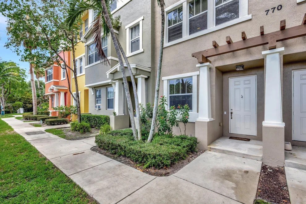 Unit for sale at 770 Millbrae 4 Court, West Palm Beach, FL 33401
