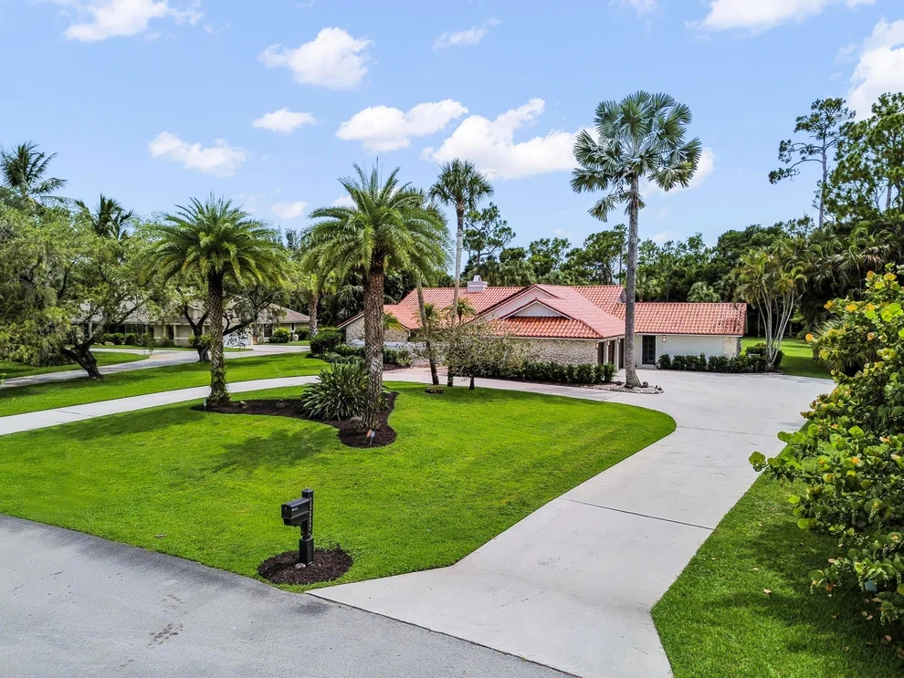 Unit for sale at 13067 Doubletree Circle, Wellington, FL 33414