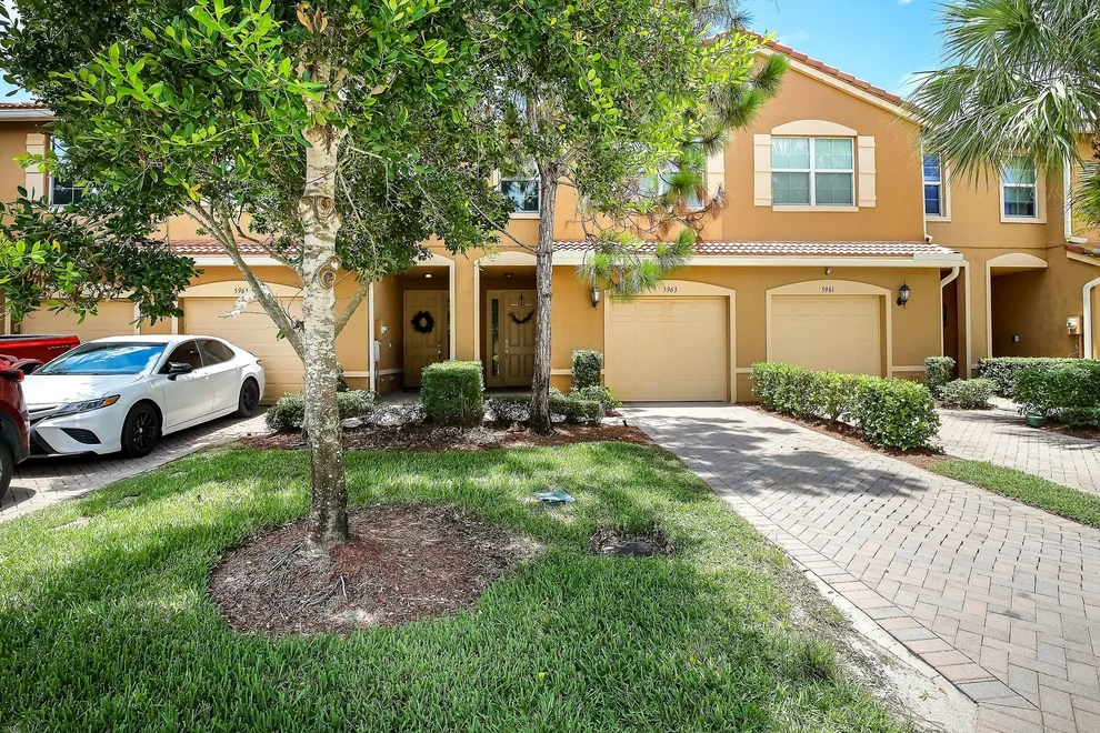 Unit for sale at 5963 Monterra Club Drive, Lake Worth, FL 33463