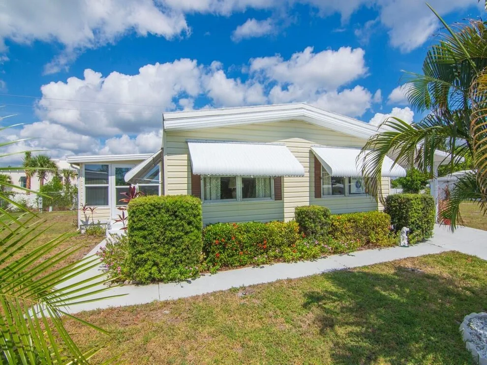 Unit for sale at 196 NE Emerald Drive, Jensen Beach, FL 34957