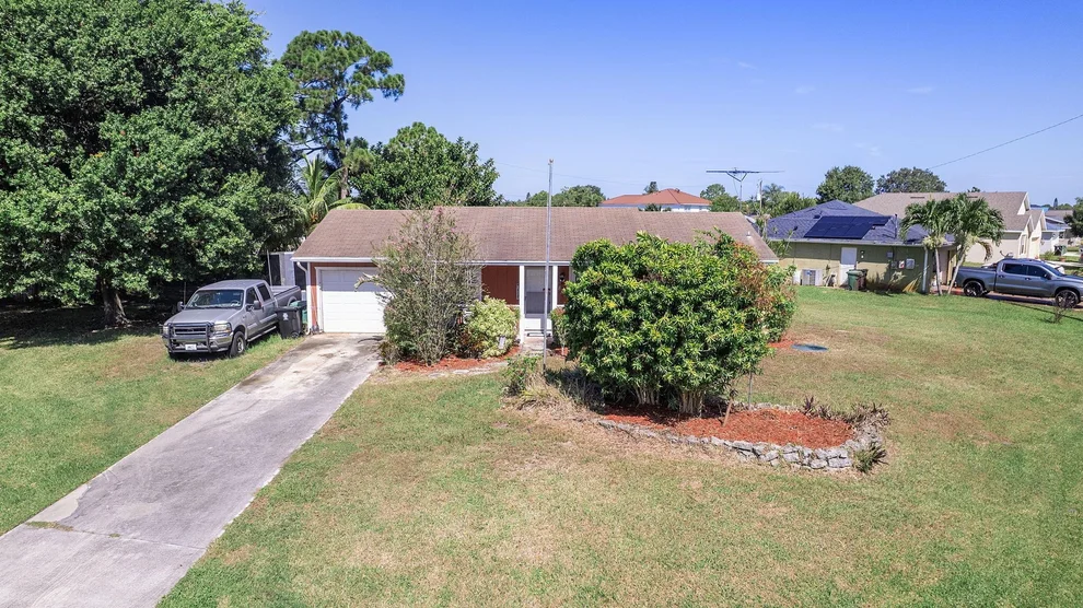 Unit for sale at 181 SW Christmas Terrace, Port St Lucie, FL 34984