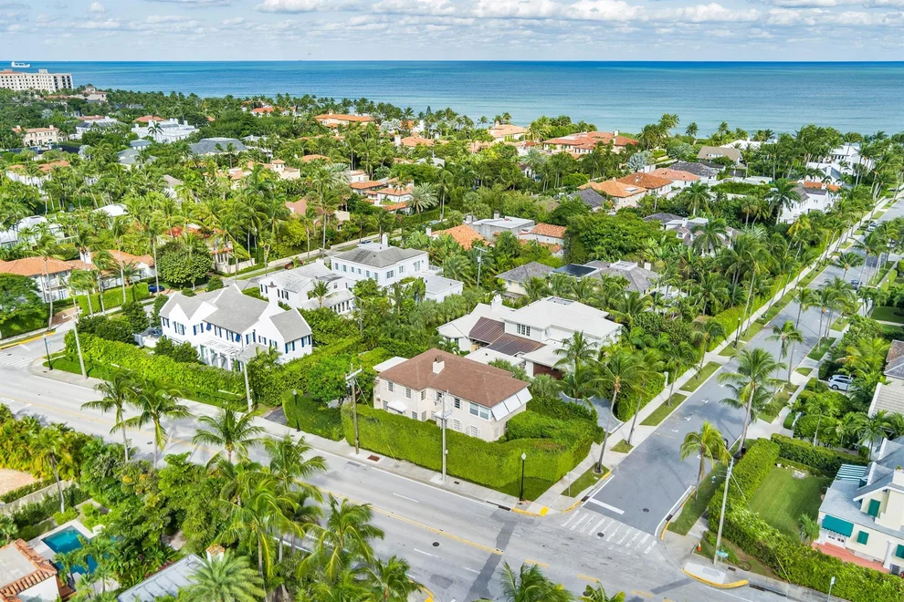 Unit for sale at 215 S County Road, Palm Beach, FL 33480