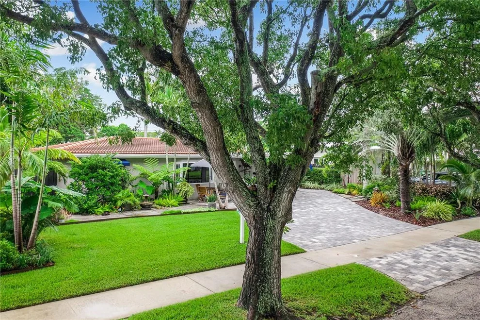 Unit for sale at 1950 NE 60th Street, Fort Lauderdale, FL 33308
