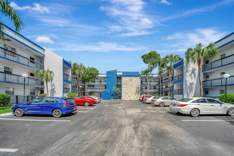 Unit for sale at 3100 Holiday Springs Boulevard, Margate, FL 33063