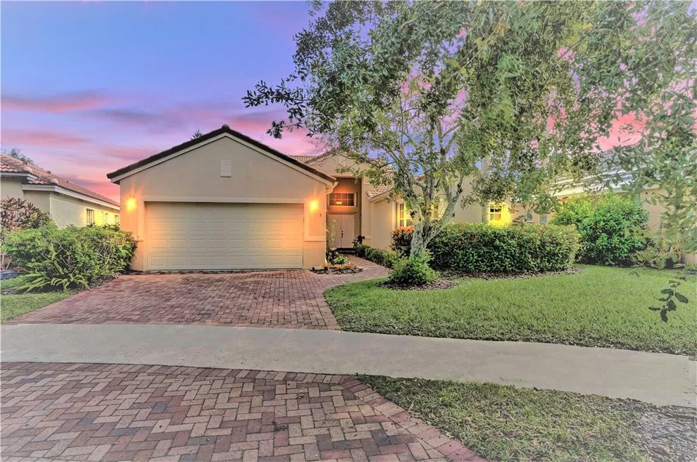 Unit for sale at 400 Cameron Drive, Weston, FL 33326
