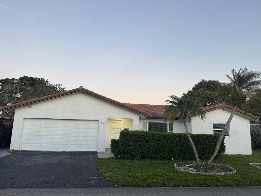 Unit for sale at 7610 NW 66th Terrace, Tamarac, FL 33321