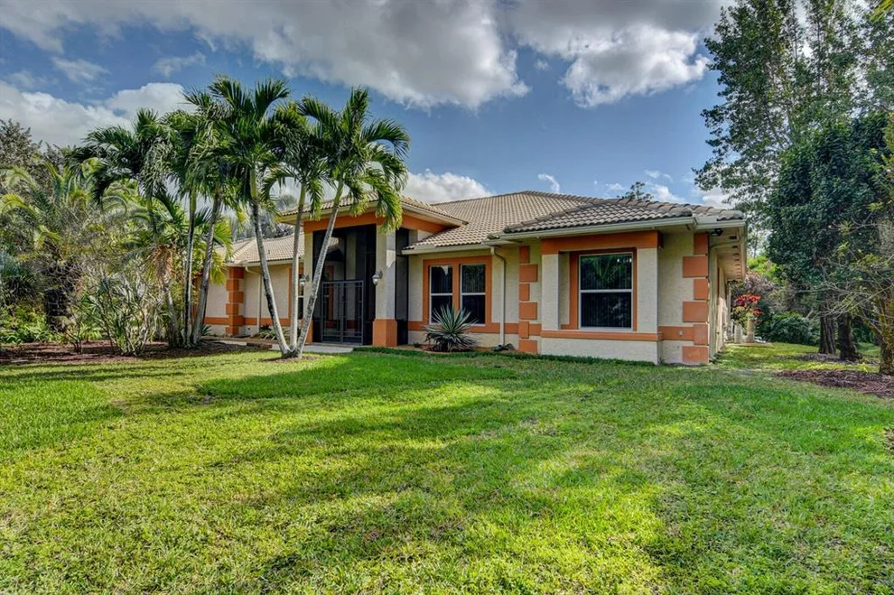 Unit for sale at 14811 Horseshoe Trace, Wellington, FL 33414
