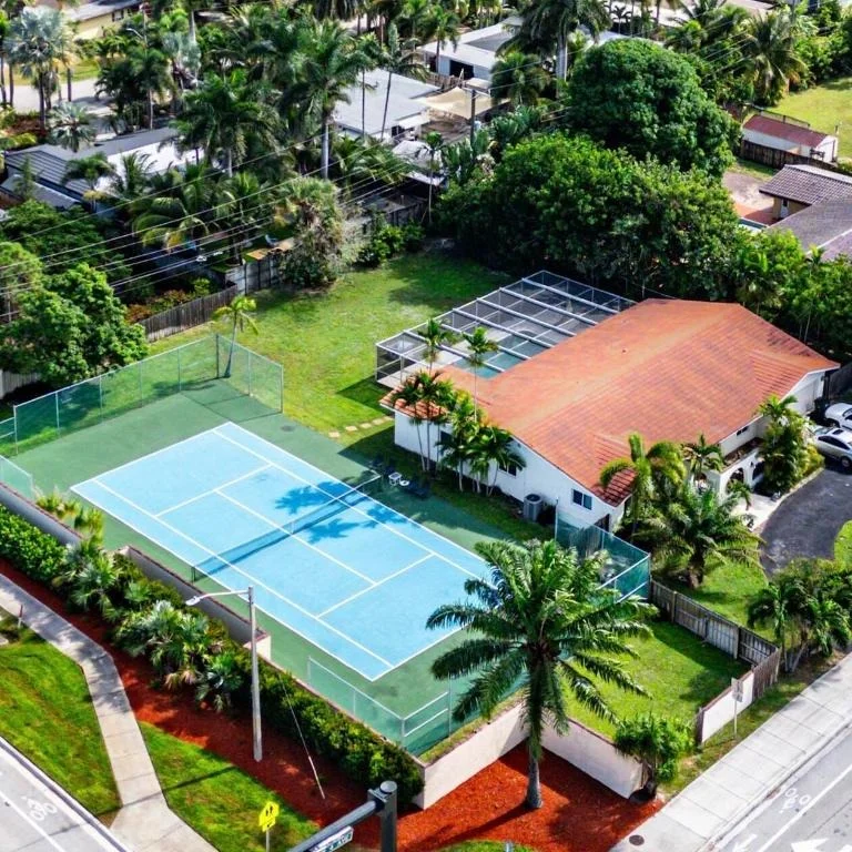 Unit for sale at 1270 NW 4th Avenue, Boca Raton, FL 33432