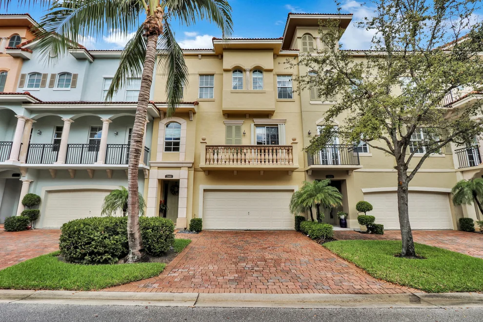 Unit for sale at 2660 Ravella Lane, Palm Beach Gardens, FL 33410
