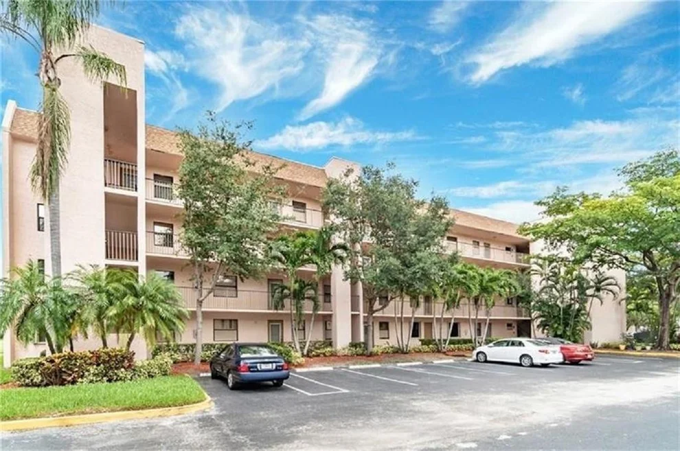 Unit for sale at 2793 NW 104th Avenue, Sunrise, FL 33322