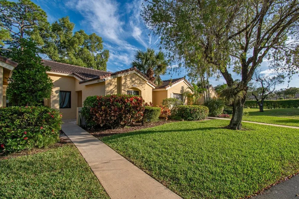 Unit for sale at 6825 Bridlewood Court, Boca Raton, FL 33433