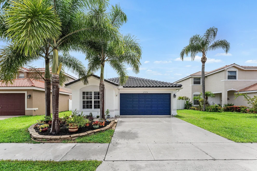 Unit for sale at 7076 Middlebury Drive, Boynton Beach, FL 33436
