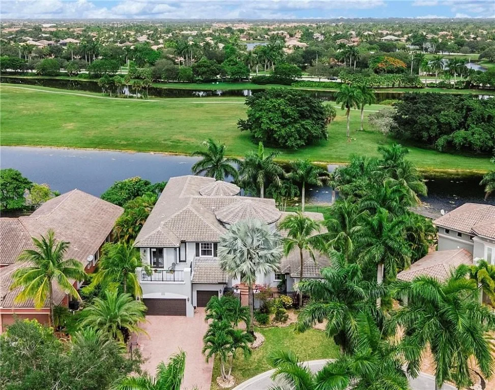 Unit for sale at 6808 NW 116th Avenue, Parkland, FL 33076