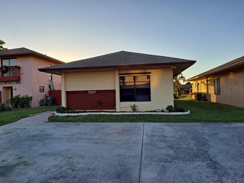 Unit for sale at 5220 Garden Hills Circle, West Palm Beach, FL 33415