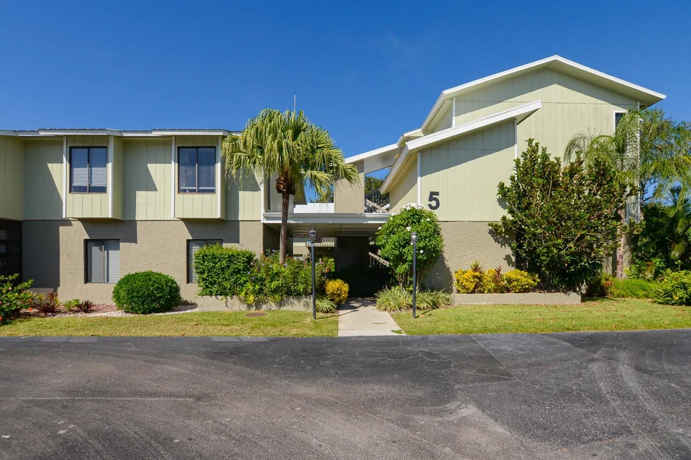 Unit for sale at 800 NW Fork Road, Stuart, FL 34994