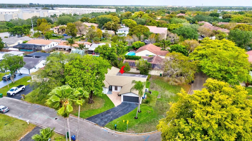 Unit for sale at 4060 NW 115th Avenue, Coral Springs, FL 33065