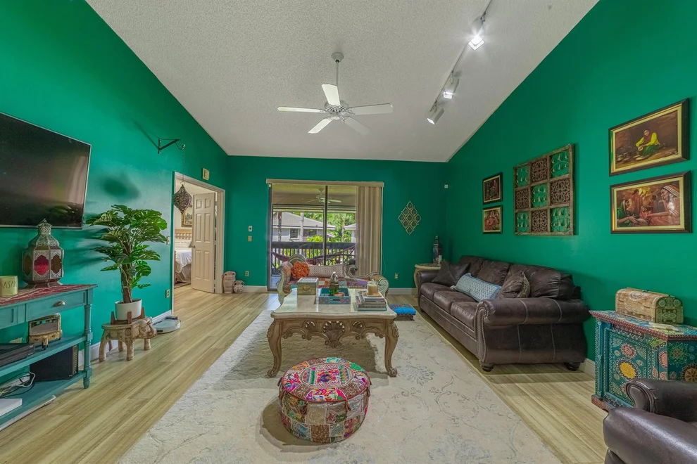 Unit for sale at 9352 Sabal Ridge Circle, Boca Raton, FL 33428