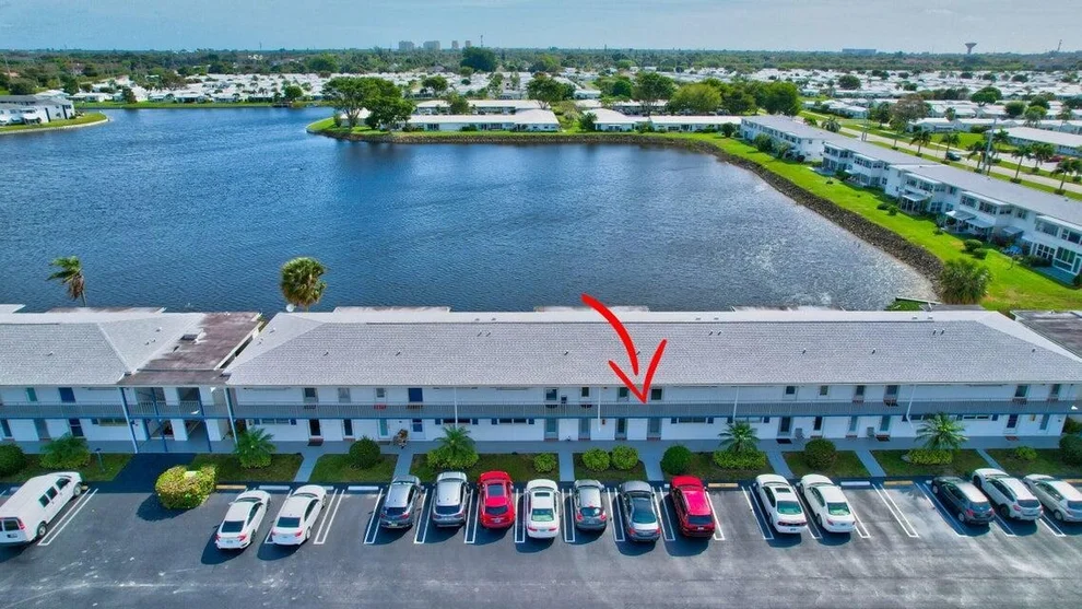 Unit for sale at 1118 Lake Terrace, Boynton Beach, FL 33426
