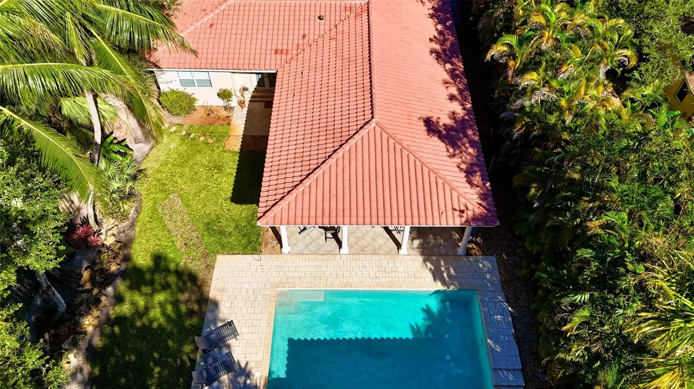 Unit for sale at 1572 SW 30th Place, Fort Lauderdale, FL 33315