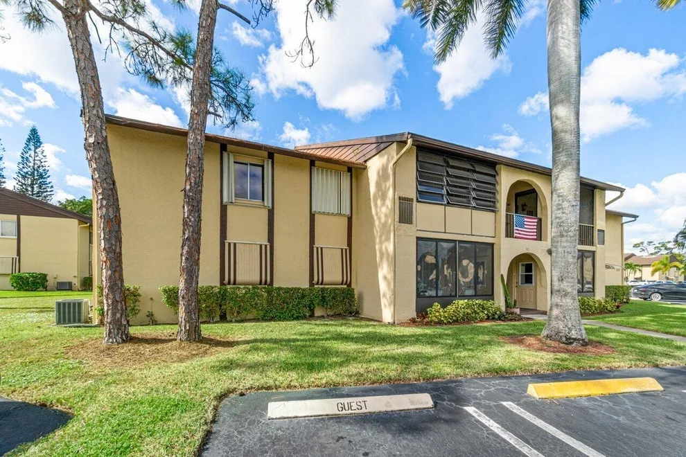 Unit for sale at 311 Pine Ridge Circle, Greenacres, FL 33463