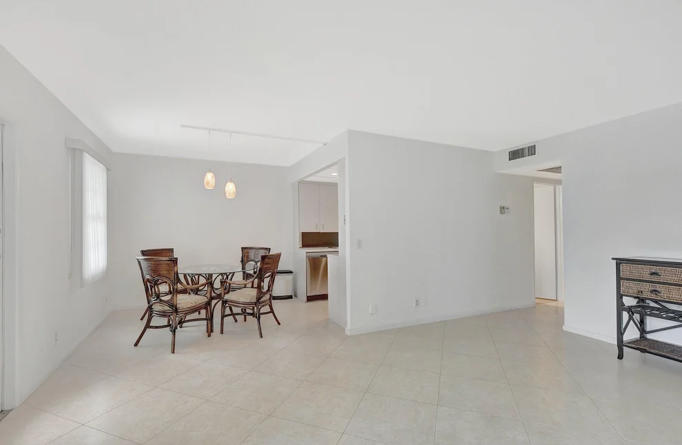 Unit for sale at 2004 Exeter A, Boca Raton, FL 33434