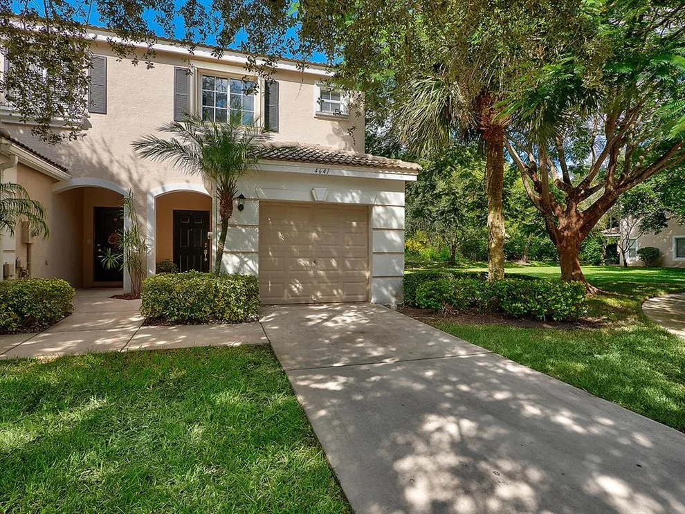 Unit for sale at 4641 Palmbrooke Circle, West Palm Beach, FL 33417