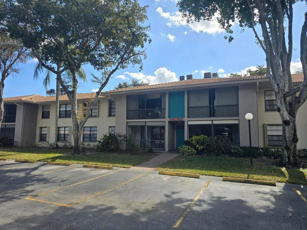 Unit for sale at 9960 Pineapple Tree Drive, Boynton Beach, FL 33436