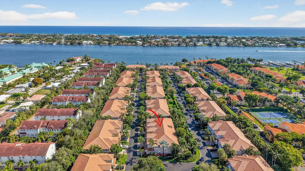 Unit for sale at 163 Las Brisas Circle, Hypoluxo, FL 33462