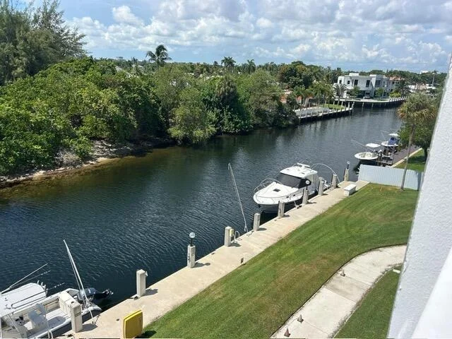 Unit for sale at 2860 NE 14th Street Causeway, Pompano Beach, FL 33062