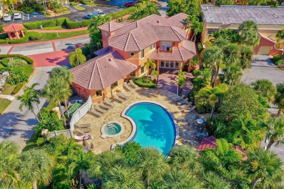 Unit for sale at 200 Uno Lago Drive, Juno Beach, FL 33408