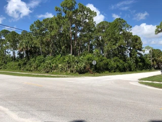Unit for sale at 13542 80th Lane N, West Palm Beach, FL 33412
