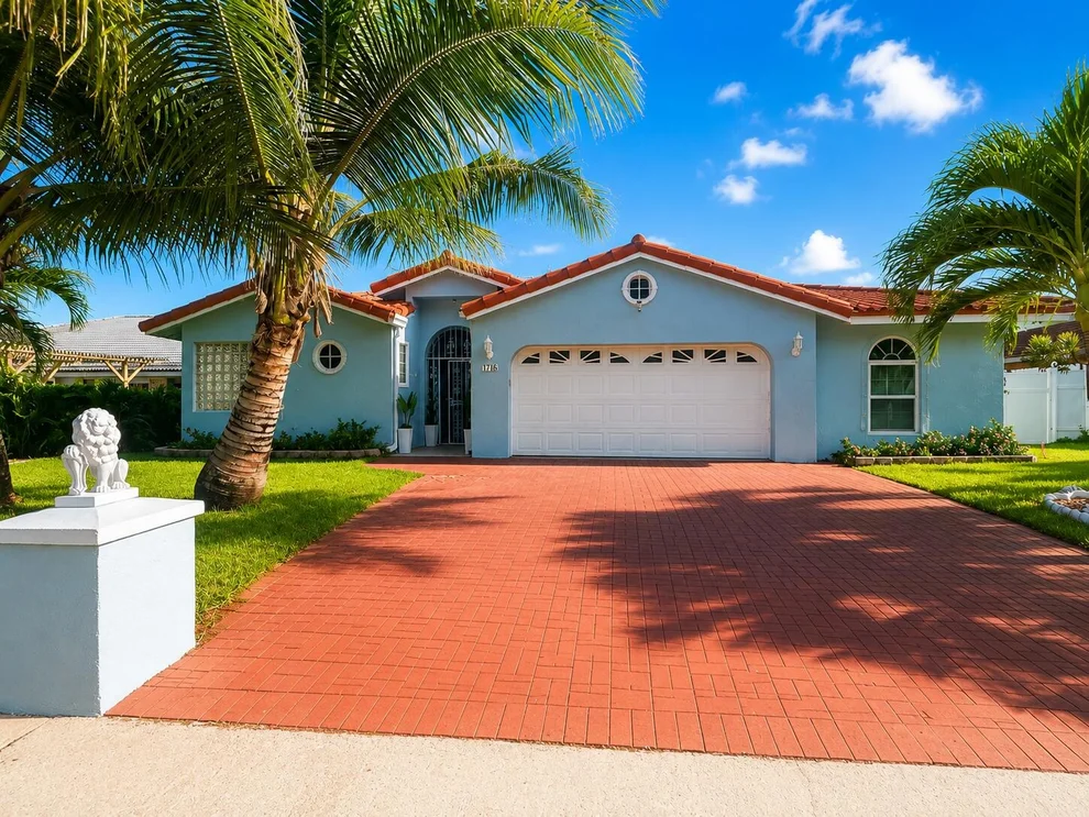 Unit for sale at 1716 Pierce Drive, Lake Worth Beach, FL 33460