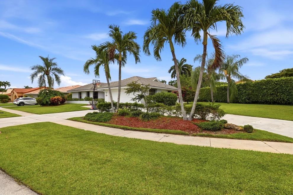 Unit for sale at 2657 SW 23rd Cranbrook Drive, Boynton Beach, FL 33436