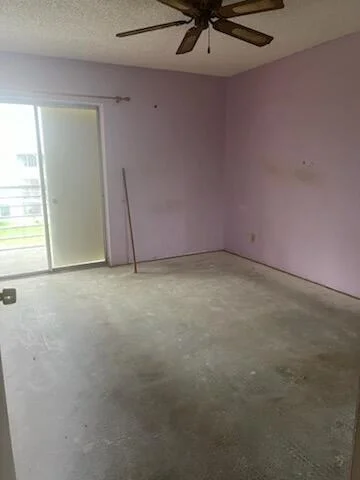 Unit for sale at 2100 Springdale 314 Boulevard, Palm Springs, FL 33461