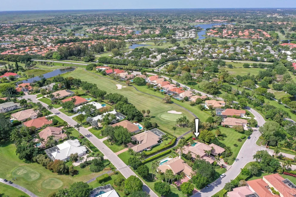 Unit for sale at 101 Thornton Drive, Palm Beach Gardens, FL 33418