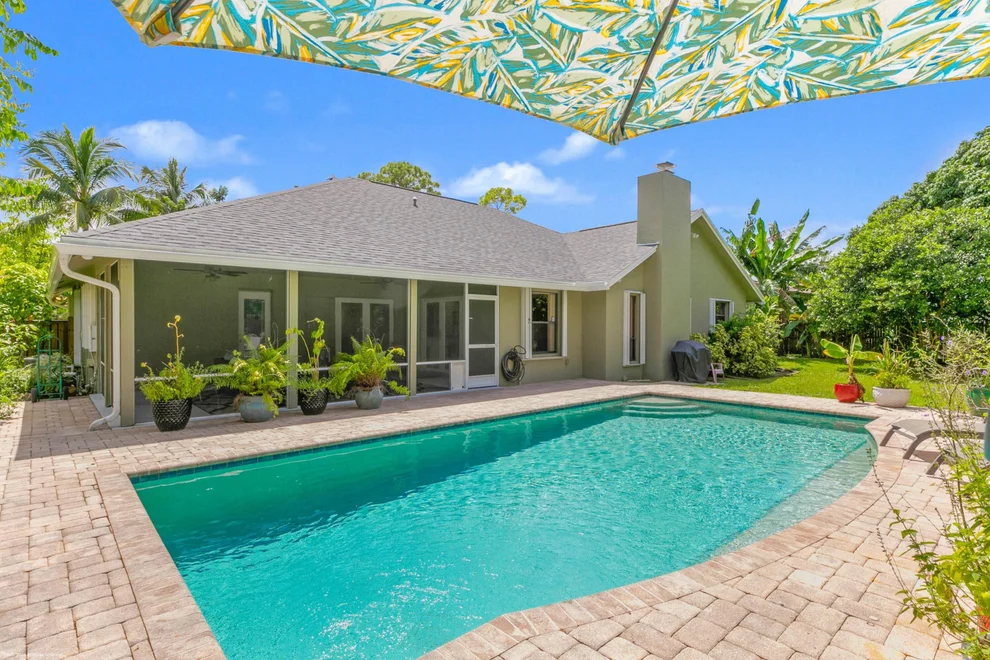 Unit for sale at 12171 Old Country Road N, Wellington, FL 33414