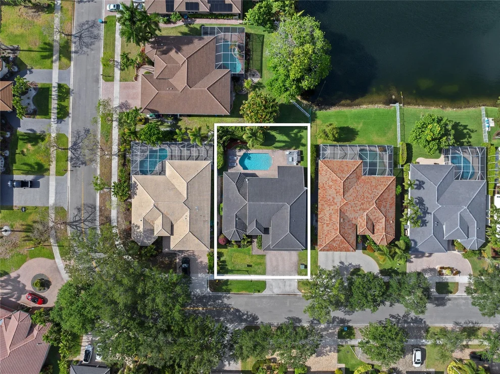 Unit for sale at 8943 NW 34th Street, Cooper City, FL 33024