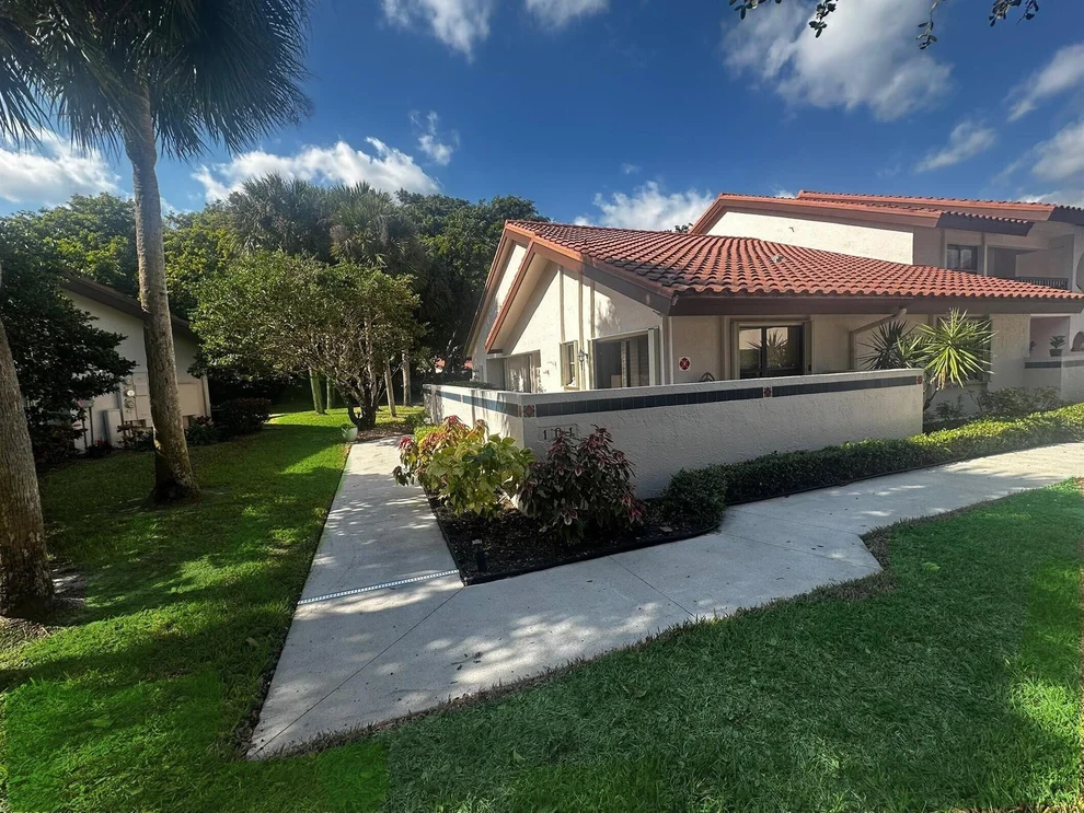 Unit for sale at 6011 SE Martinique Drive, Stuart, FL 34997