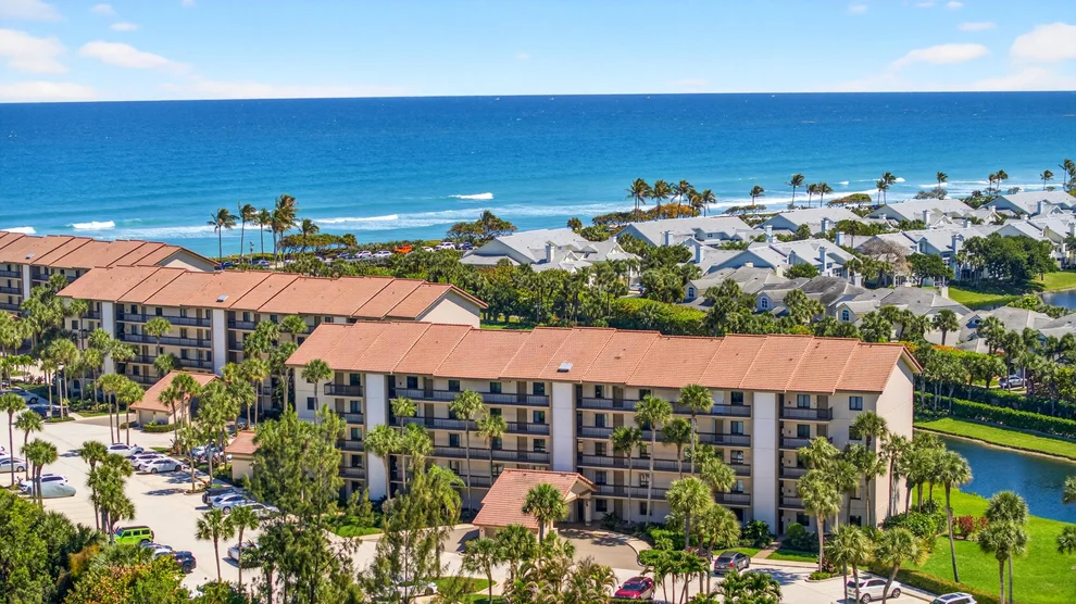 Unit for sale at 301 Ocean Bluffs Boulevard, Jupiter, FL 33477