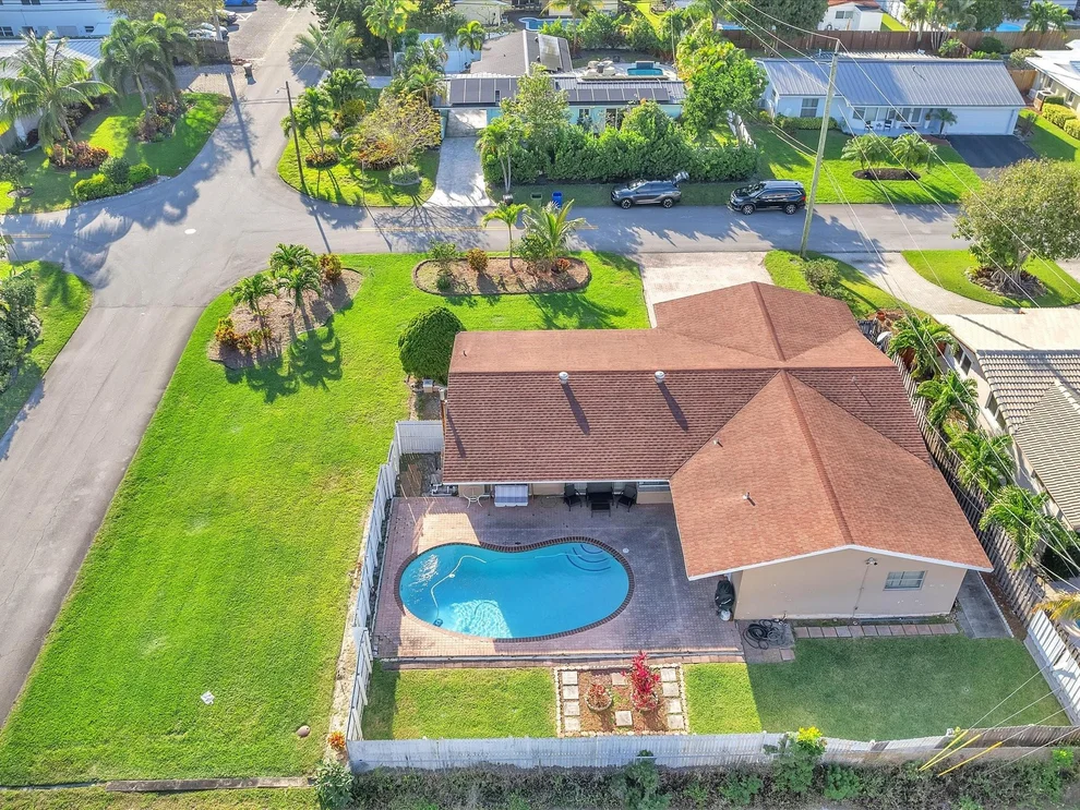 Unit for sale at 5700 NE 18th Terrace, Fort Lauderdale, FL 33308