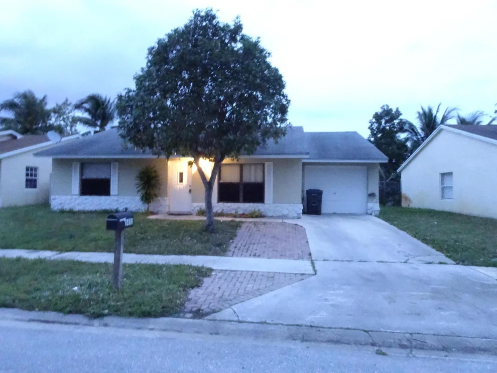 Unit for sale at 5452 Thurston Avenue, Lake Worth, FL 33463