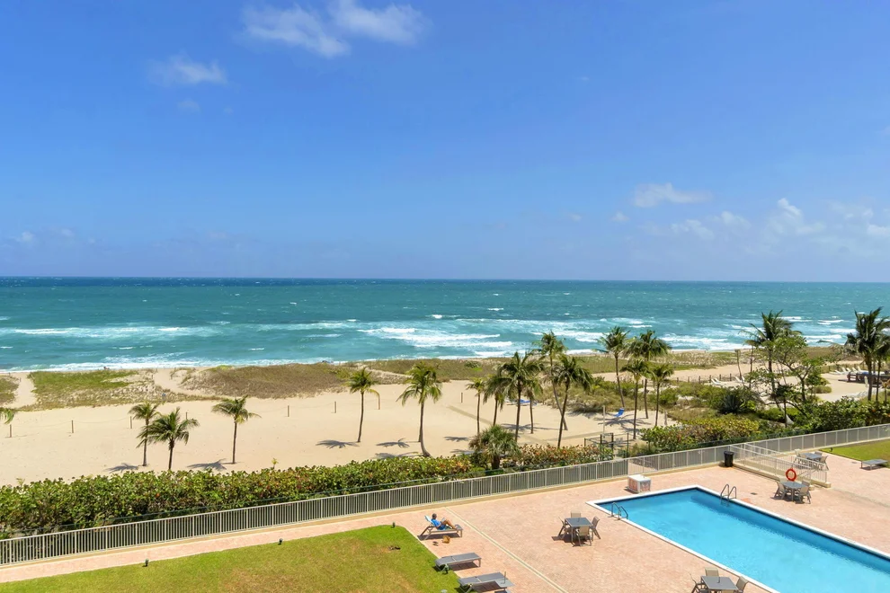 Unit for sale at 750 N Ocean Boulevard, Pompano Beach, FL 33062
