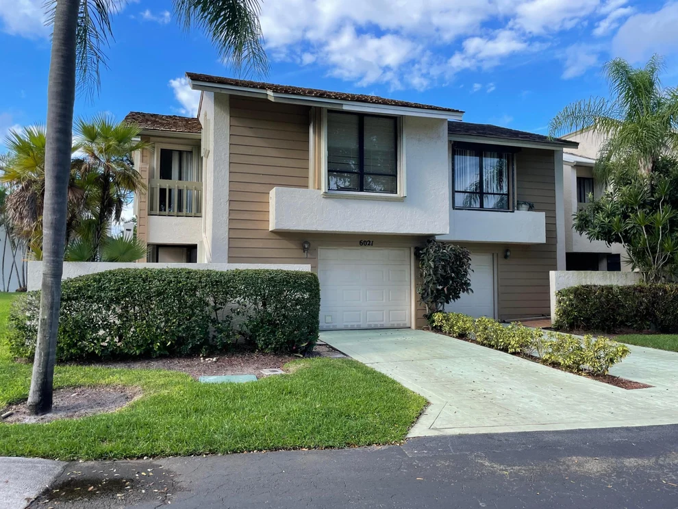 Unit for sale at 6021 Glendale Drive, Boca Raton, FL 33433