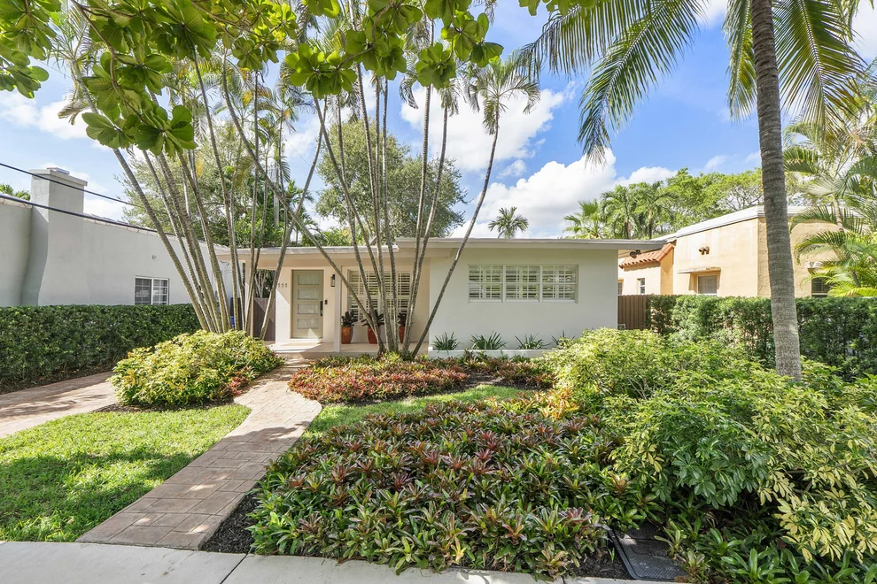 Unit for sale at 111 NE 17th Avenue, Fort Lauderdale, FL 33301