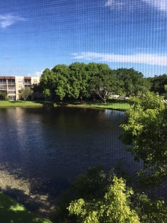 Unit for sale at 9330 Lagoon Place, Davie, FL 33324